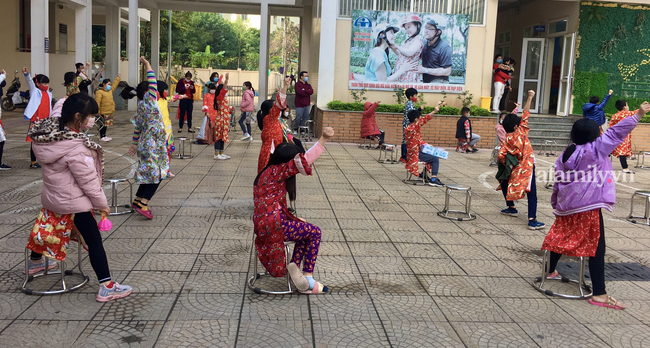 Không khí đón giao thừa tại trường tiểu học Xuân Phương, cái Tết đáng nhớ của thầy trò và phụ huynh trong khu cách ly-4