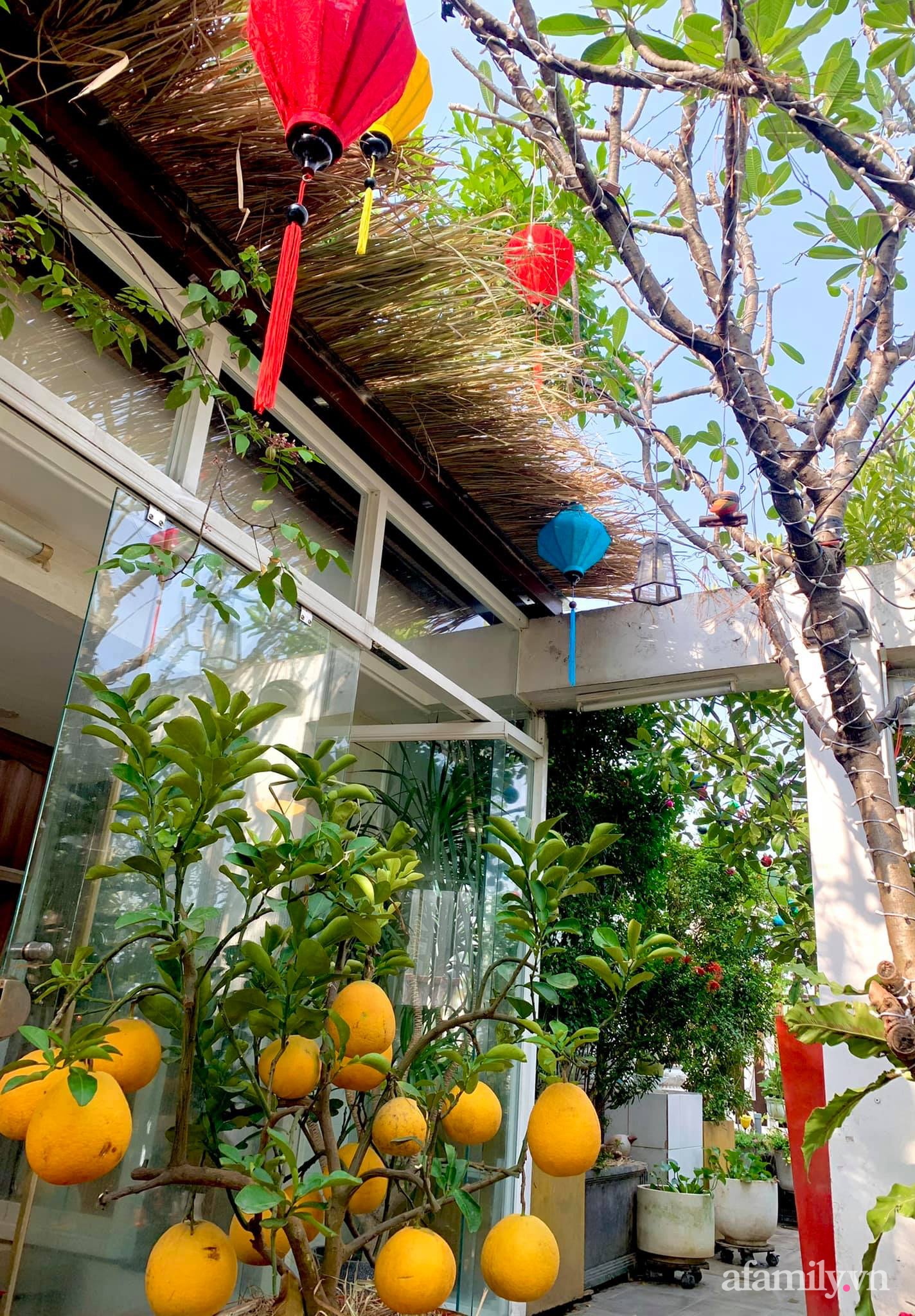 Mùng 1 đầu năm cùng ghé thăm sân thượng mang sắc màu Tết truyền thống của mẹ đảm ở Sài Gòn-7