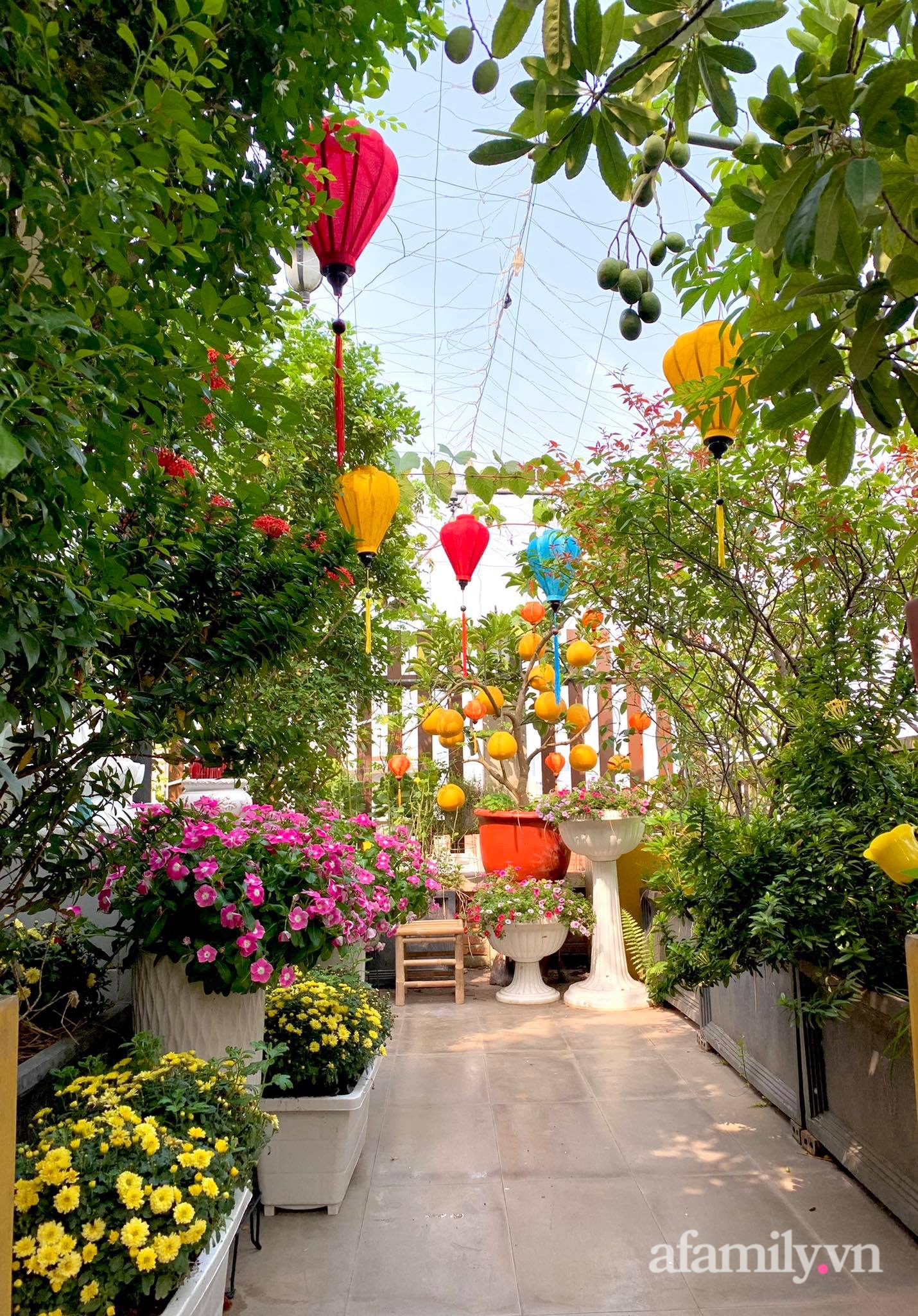 Mùng 1 đầu năm cùng ghé thăm sân thượng mang sắc màu Tết truyền thống của mẹ đảm ở Sài Gòn-5