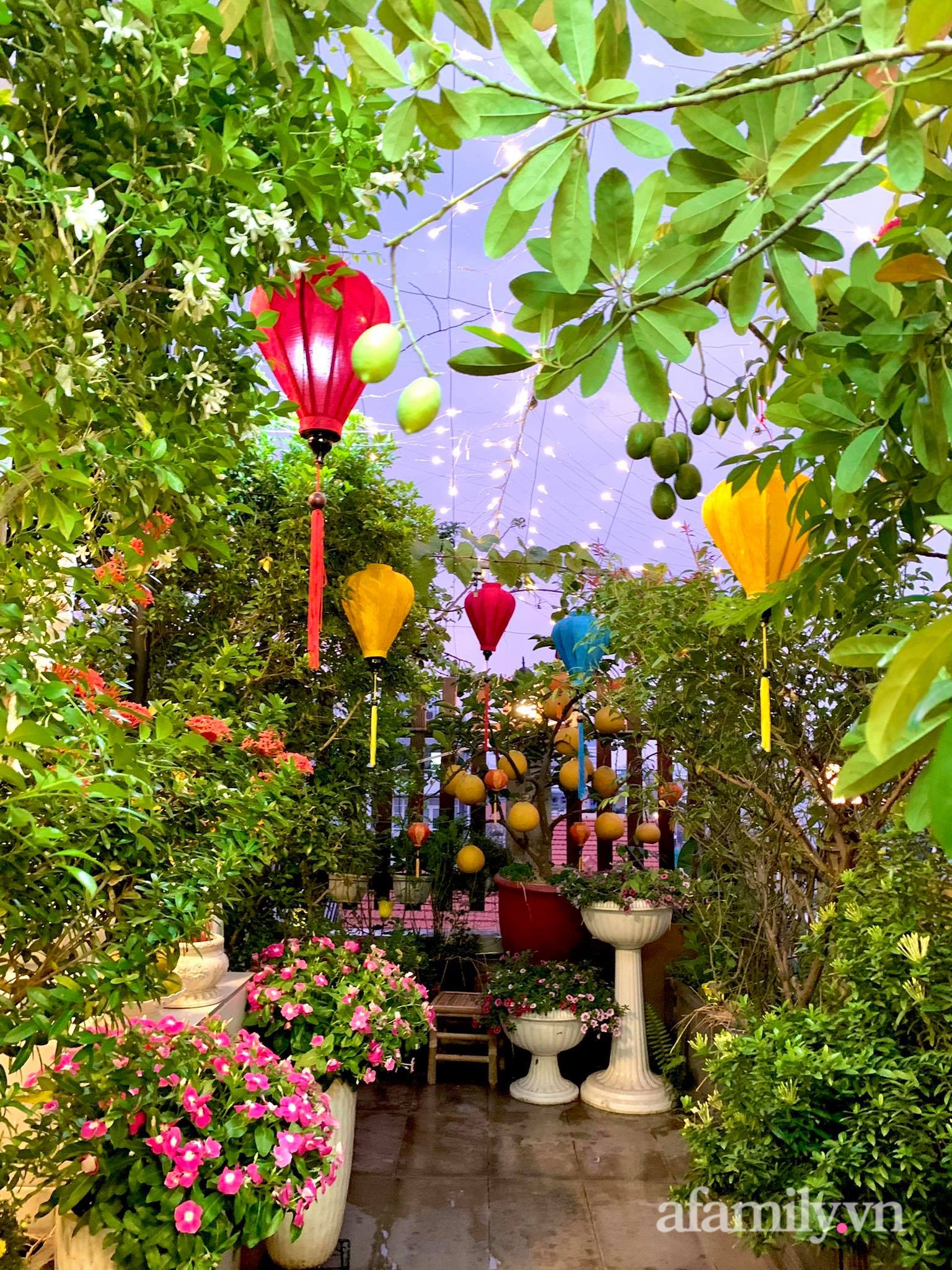 Mùng 1 đầu năm cùng ghé thăm sân thượng mang sắc màu Tết truyền thống của mẹ đảm ở Sài Gòn-10