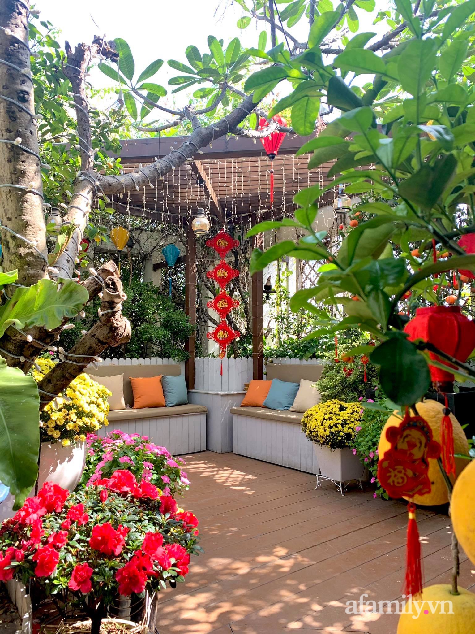 Mùng 1 đầu năm cùng ghé thăm sân thượng mang sắc màu Tết truyền thống của mẹ đảm ở Sài Gòn-9