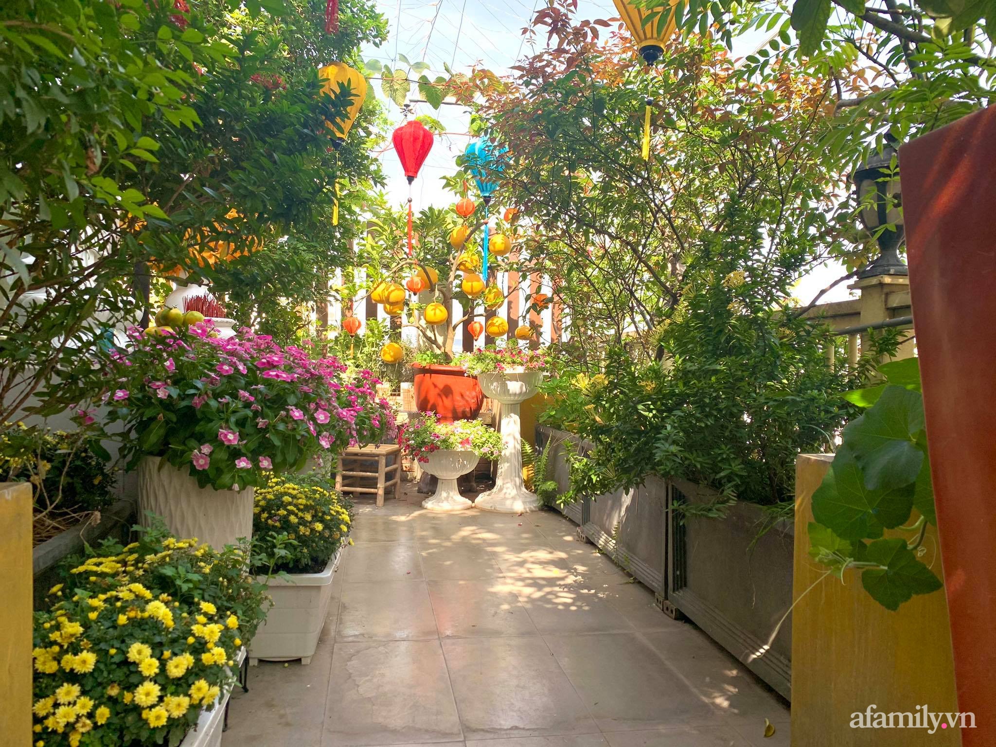Mùng 1 đầu năm cùng ghé thăm sân thượng mang sắc màu Tết truyền thống của mẹ đảm ở Sài Gòn-37