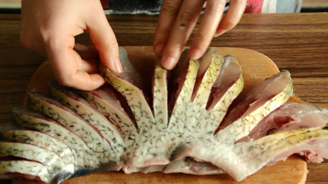 Cá hấp chim công - Món ăn mang tới may mắn cho năm mới-4