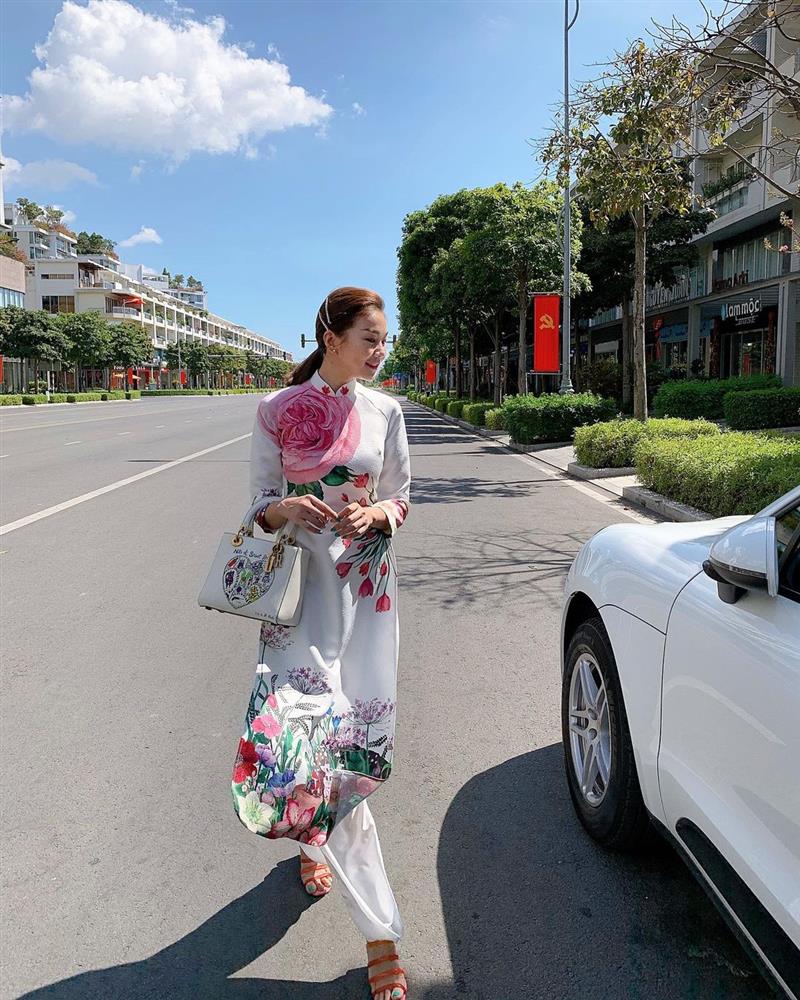 5 kiểu tóc sao Việt để khi diện áo dài: Đều rất xinh và sang, lên hình sống ảo lại càng lung linh-4