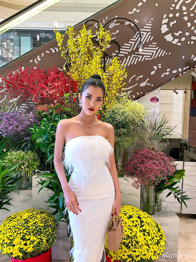 Chuyện gái Việt 26 tuổi yêu tỷ phú Mỹ 72 tuổi: Những ấn tượng khi ăn Tết tại Việt Nam và kỷ niệm đỏ mặt trong đêm Giao Thừa khiến ngài tỷ phú ám ảnh cả đời-8