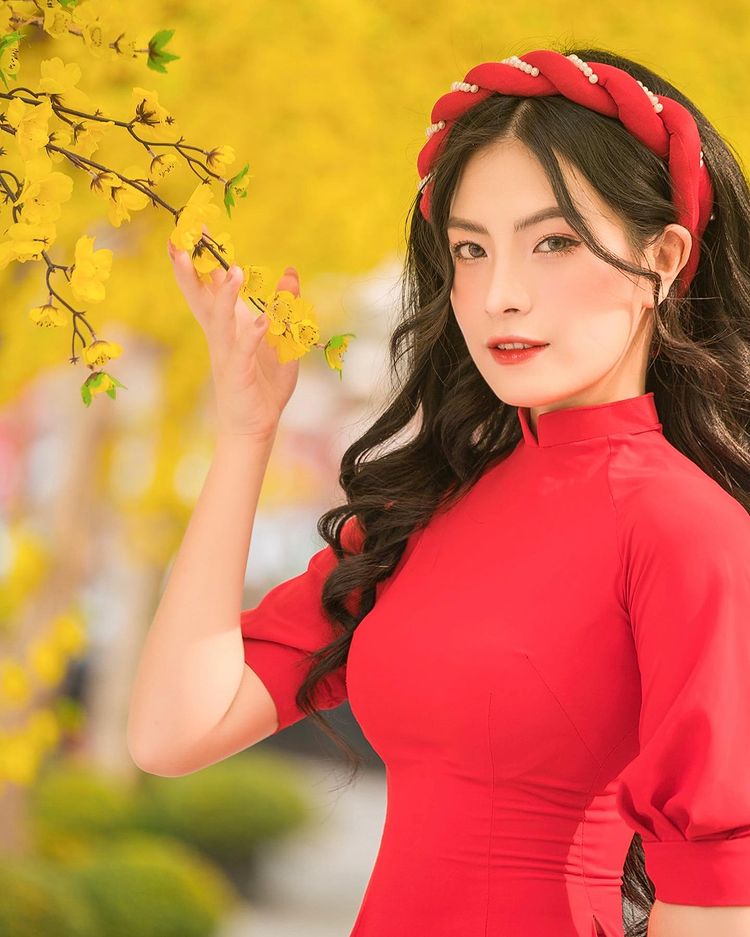 Dàn WAGs Việt đọ sắc ngày đầu năm mới: team chưa chồng xinh đẹp rạng ngời, chiếm trọn spotlight của hội mẹ bỉm sữa-5