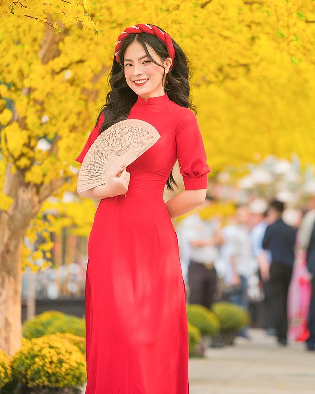 Dàn WAGs Việt đọ sắc ngày đầu năm mới: team chưa chồng xinh đẹp rạng ngời, chiếm trọn spotlight của hội mẹ bỉm sữa-6