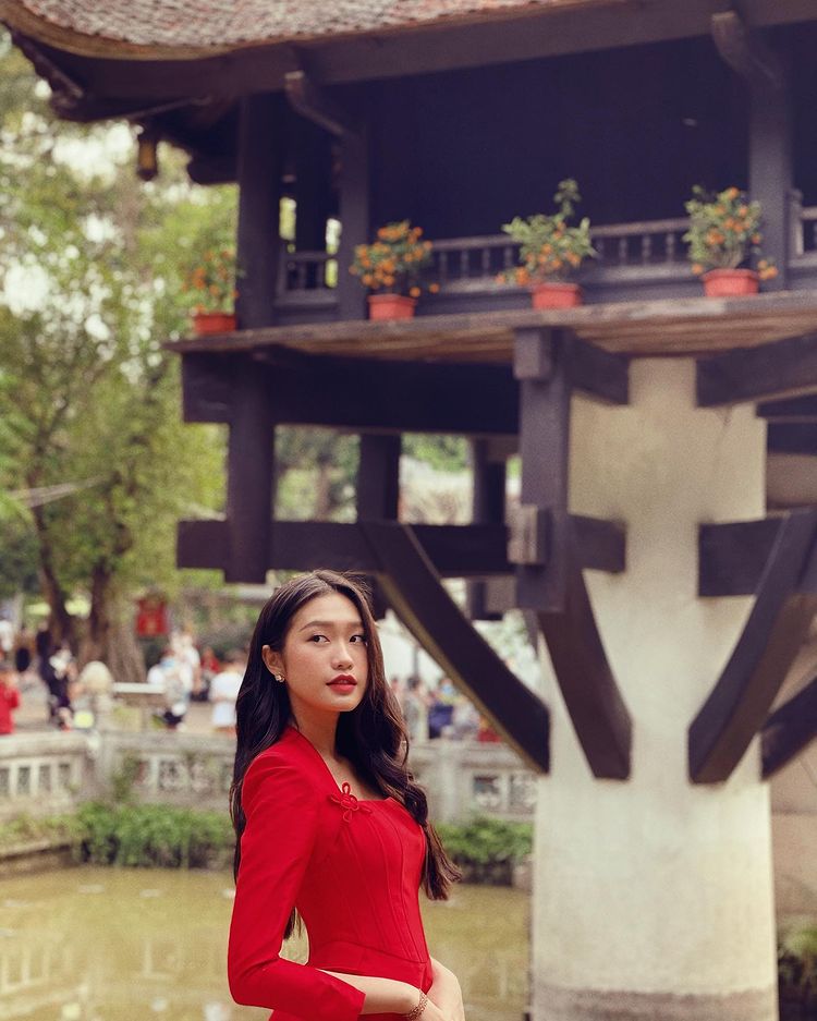 Dàn WAGs Việt đọ sắc ngày đầu năm mới: team chưa chồng xinh đẹp rạng ngời, chiếm trọn spotlight của hội mẹ bỉm sữa-4