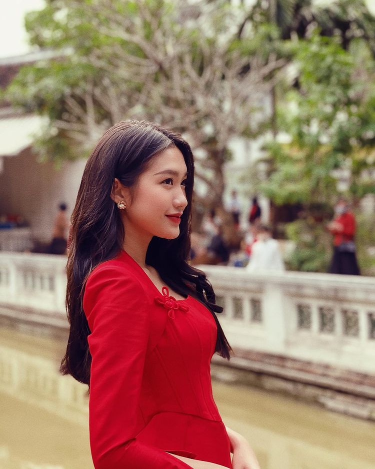 Dàn WAGs Việt đọ sắc ngày đầu năm mới: team chưa chồng xinh đẹp rạng ngời, chiếm trọn spotlight của hội mẹ bỉm sữa-2