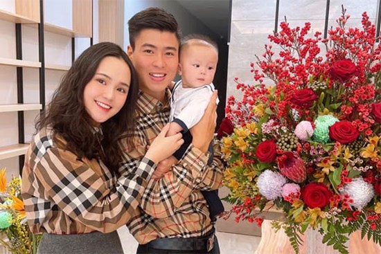 Dàn WAGs Việt 