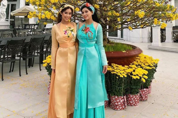 Tiên Nguyễn đăng ảnh mừng sinh nhật mẹ, nhan sắc lão hoá ngược của phu nhân tỷ phú khiến ai cũng trầm trồ-5