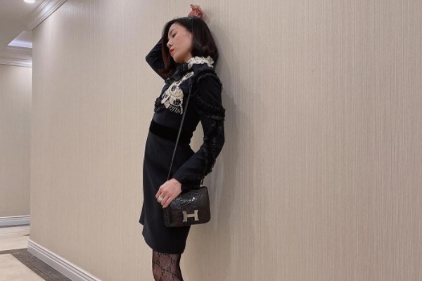 Đúng 0h ngày Valentine, Lệ Quyên tung ngay ảnh âu yếm tình trẻ kém 12 tuổi Lâm Bảo Châu và chàng đáp lại luôn-4