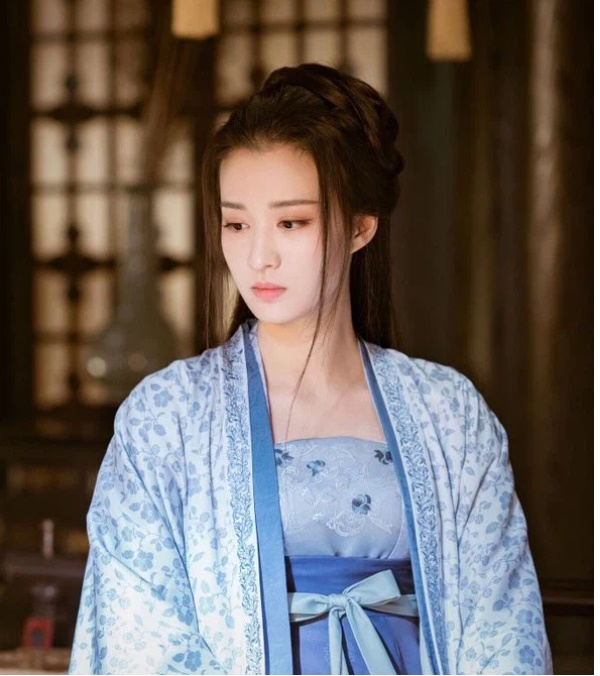 Nàng sủng phi có số phận thăng trầm lạ thường: Đang được sủng ái lại bị Hoàng đế gả cho tướng quân, rồi lại bị ép quay trở về cung-1