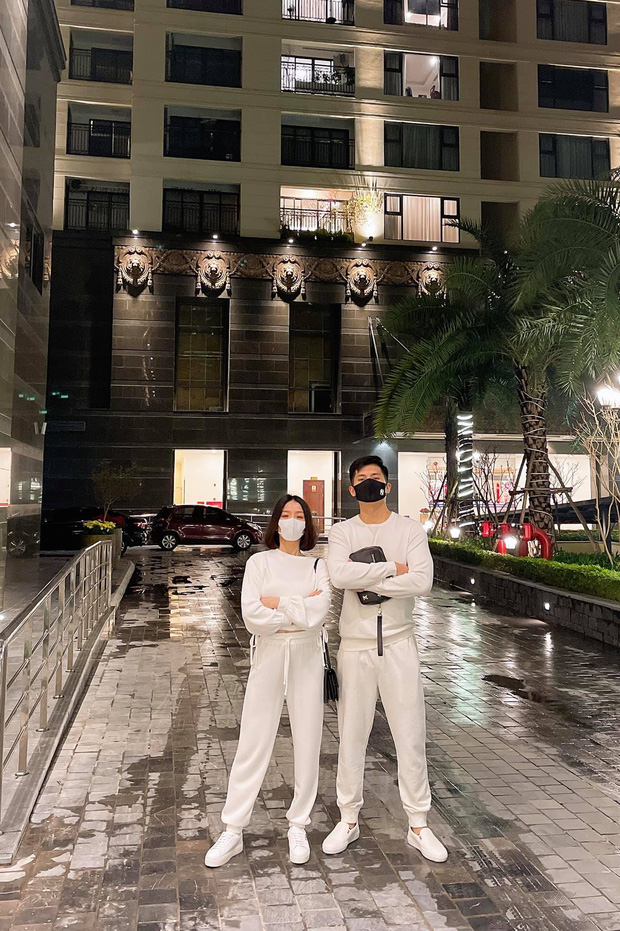 Đúng 0h ngày Valentine, Lệ Quyên tung ngay ảnh âu yếm tình trẻ kém 12 tuổi Lâm Bảo Châu và chàng đáp lại luôn-3