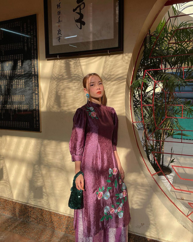 Sao Việt mặc gì đi lễ chùa đầu năm: Lệ Quyên, Angela Phương Trinh nền nã với áo dài, Sun Ht và Chi Pu lại gây tranh cãi-5