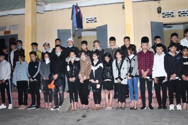 Khẩn: Hà Nội thông báo tìm người đã đến những địa điểm liên quan đến bệnh nhân quốc tịch Nhật Bản mắc COVID-19-2