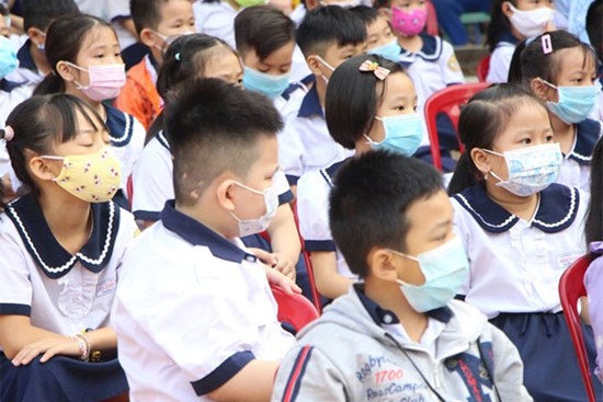 Khẩn: Học sinh, sinh viên TP.HCM tiếp tục nghỉ học đến 28/2