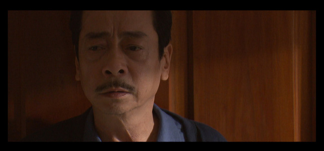 Ứa nước mắt xem cảnh NSND Hoàng Dũng bỏ đi vì bị con dâu hỗn láo, đổ tội làm sảy thai trong bộ phim cuối cùng lên sóng VTV-8