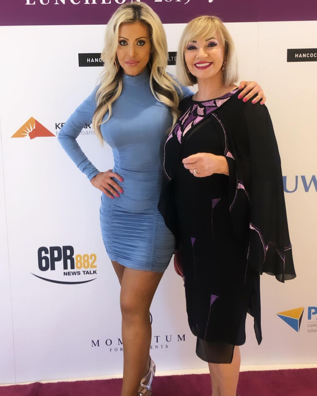 Từng bị đánh ghen đến mức hủy hoại cả dung nhan, 8 năm sau người phụ nữ xuất hiện trở lại khiến kẻ ác phải rùng mình kinh ngạc-7