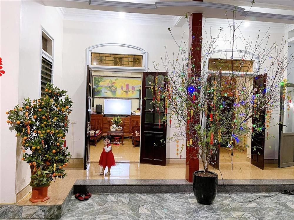 Dàn WAGs Việt đảm đang, không ngại củi lửa trong những ngày Tết Nguyên đán-3