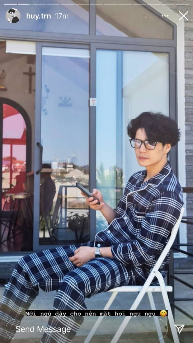 Ngô Thanh Vân - Huy Trần mặc đồ ngủ đôi, vừa lộ chuyện hẹn hò đã khẳng định chủ quyền” ngay và luôn-1