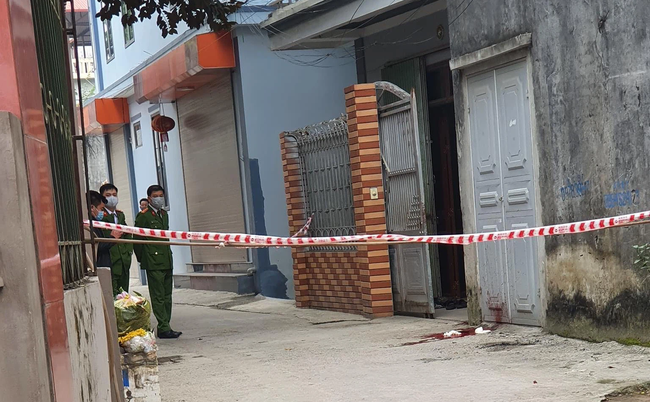 Hà Nội: Chồng chém chết vợ ngay trước cửa nhà ngày mùng 5 Tết-2