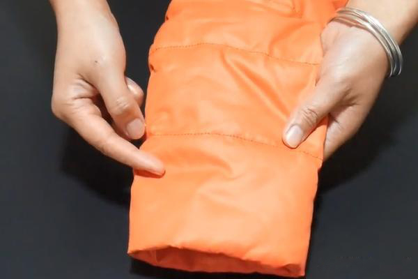 Không thể giặt cổ tay áo khoác bằng nước, dạy bạn một mẹo nó còn sạch hơn cả ngoài tiệm-3