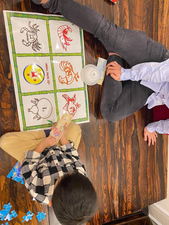 Vợ Duy Mạnh khoe chơi bầu cua tôm cá ngày Tết gây tranh cãi-2