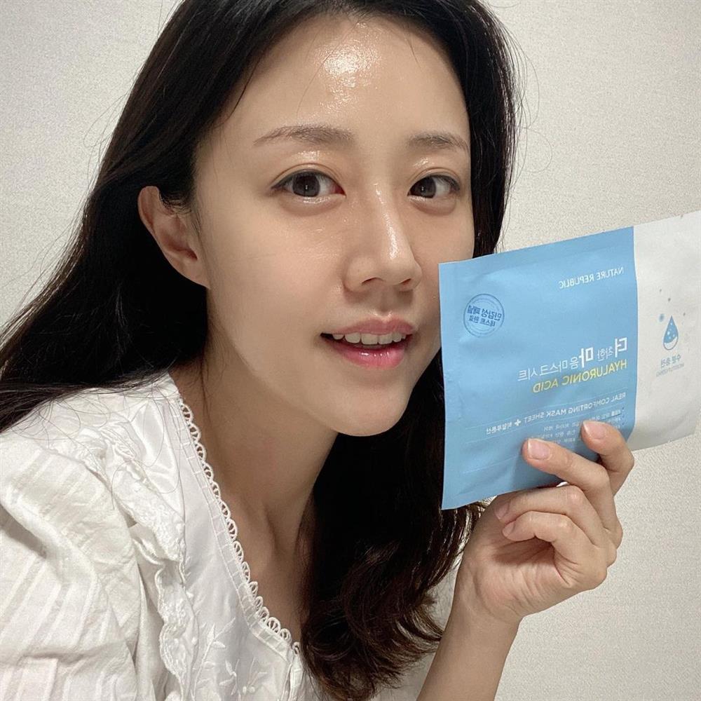 Đắp mặt nạ giấy để dưỡng da nhưng nếu mắc 4 sai lầm này thì hóa công cốc-5