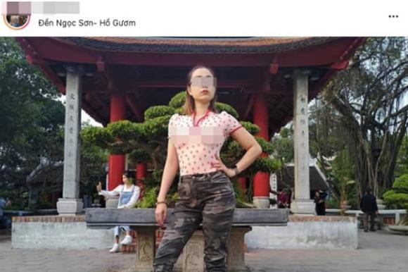 Bà mẹ nghiện thả rông lại gây sốc khi dắt con trai đi du xuân ở chốn tâm linh-4