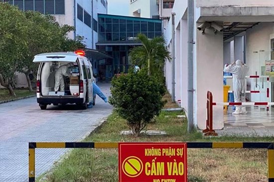 Tạm đình chỉ phòng khám nơi bệnh nhân Nhật Bản từng đến trước khi tử vong