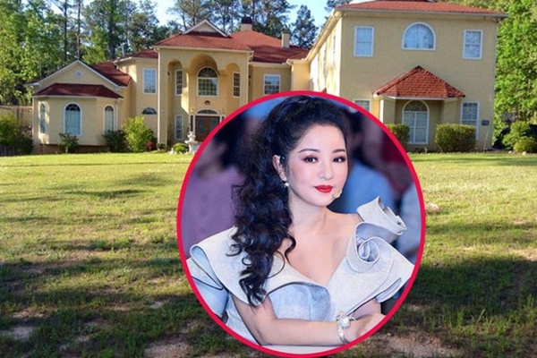 Bên trong biệt thự 20 tỷ của Nhật Kim Anh, hoa trải từ ngõ vào nhà, cây hơn nửa tỷ-10