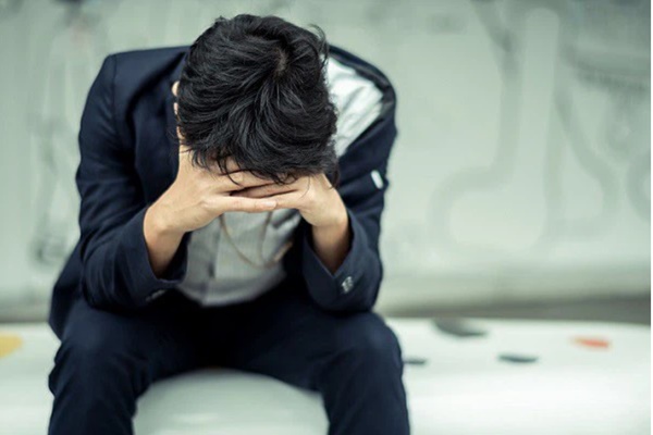 Chồng bận đàn đúm, vợ một mình chăm con ốm, mẹ chồng đến lật tung mâm nhậu của con trai và gạch đầu dòng cho phụ nữ: Khi chọn chồng hãy chú ý đến nhà chồng đầu tiên-4