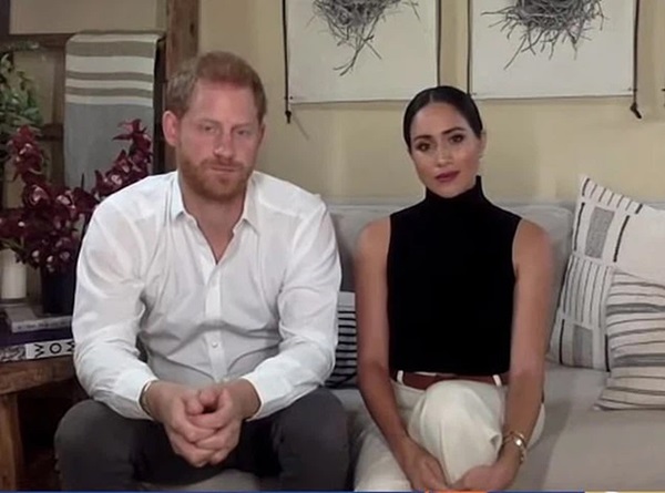 Nhà Meghan Markle nhận chỉ trích khi thiếu tôn trọng Nữ hoàng Anh trong dự án mới còn vợ chồng Công nương Kate có động thái khác thường-3