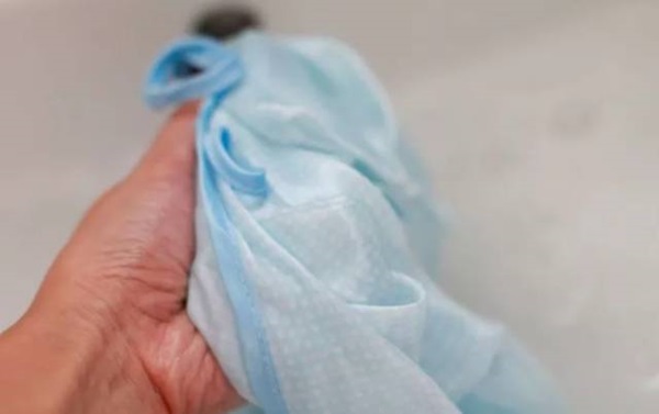 Đừng cho 8 loại quần áo này vào máy giặt, không chỉ khó sạch mà còn làm hỏng máy-9