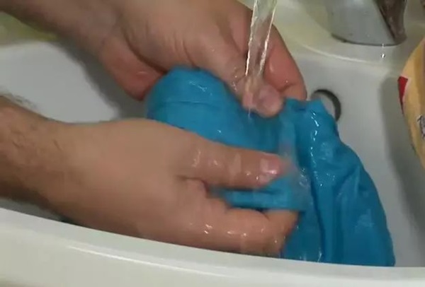 Đừng cho 8 loại quần áo này vào máy giặt, không chỉ khó sạch mà còn làm hỏng máy-18