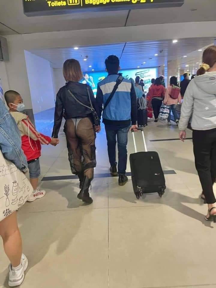 Xác minh, làm rõ việc người phụ nữ diện trang phục xuyên thấu chụp hình ở di tích lịch sử Cầu Chùa khiến dư luận bức xúc-1