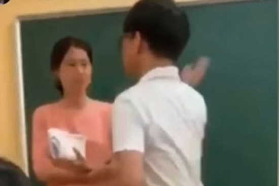 Xác minh clip nam sinh tát giáo viên
