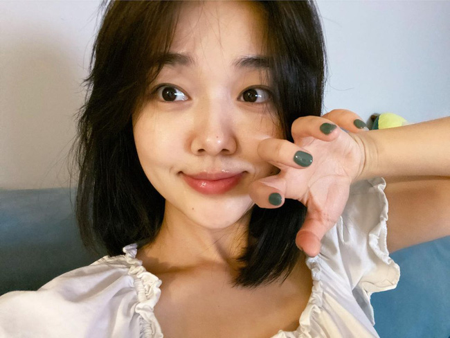 Bác sĩ gợi ý quy trình skincare buổi sáng chuẩn chỉnh cho chị em 30+, áp dụng 1 tháng sẽ thấy da khác hẳn-1