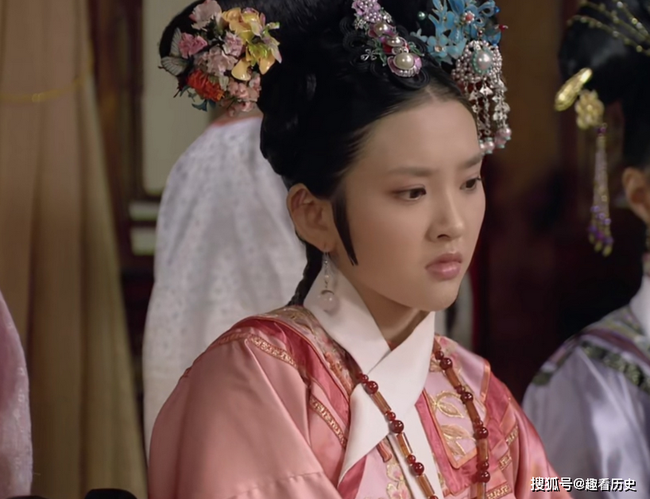 Nàng phi tần có gia thế hiển hách nhất của Hoàng đế Gia Khánh: Không được sủng ái dù chỉ một giây, hiu quạnh hàng chục năm ở hậu cung nhà Thanh-1