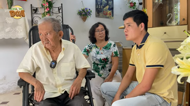 Hình ảnh nghệ sĩ Mạc Can gầy yếu, bị suy tim, đi lại khó khăn ở tuổi U80-2