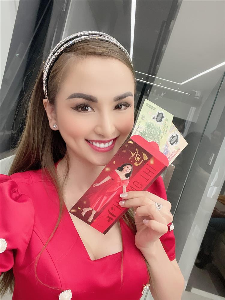 Hoa hậu Diễm Hương khoe cơ ngơi khủng của danh hài Việt Hương-4