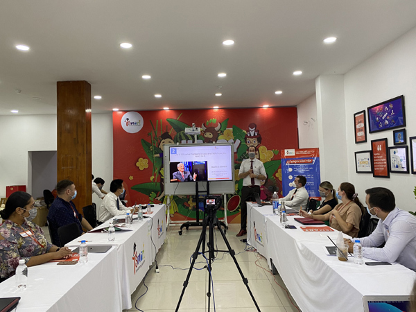 iSMART triển khai 6 lớp trực tuyến Virtual Class mỗi ngày-1