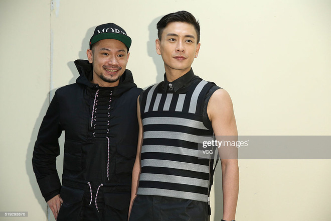 Tài tử Diệp Vấn bỏ nghề diễn, phải cùng bạn gái bán gà ở chợ đêm kiếm sống-2