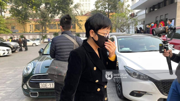 Tang lễ cố NSND Hoàng Dũng: NS Xuân Bắc - Huỳnh Anh cùng nhiều đồng nghiệp đến viếng, linh cữu được đưa đi an táng-27