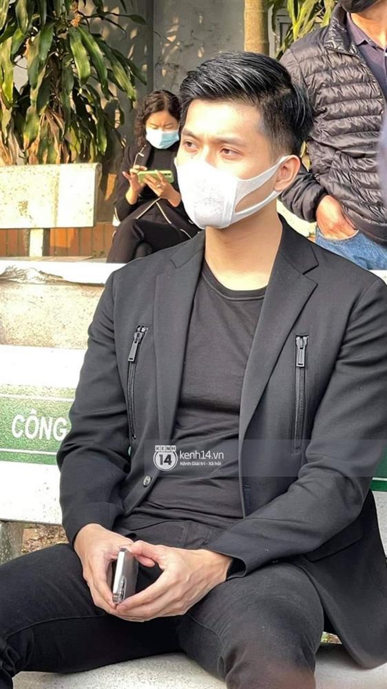 Tang lễ cố NSND Hoàng Dũng: NS Xuân Bắc - Huỳnh Anh cùng nhiều đồng nghiệp đến viếng, linh cữu được đưa đi an táng-14