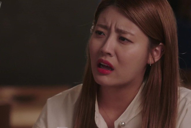 Sang trông nhà hộ anh chồng, mở tủ đồ ra tôi mới hiểu vì sao chị dâu không xinh mà chồng vẫn yêu chiều-1