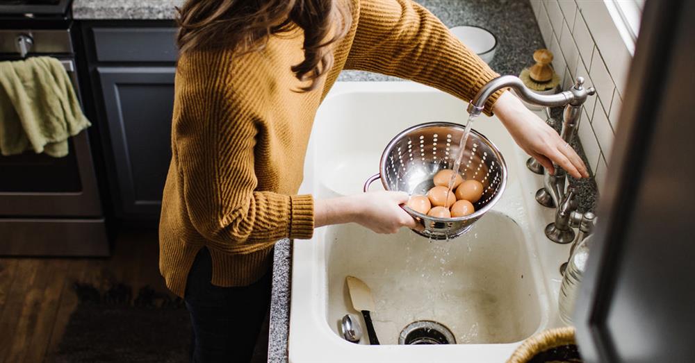 Luộc trứng mà cũng có thể sai lầm - điều số 2 90% chúng ta đều mắc phải!-4