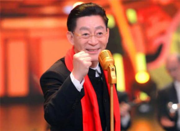 Con gái Lục Tiểu Linh Đồng gần 30 tuổi vẫn chưa lập gia đình, hình ảnh lộ ra mới thấy ai mà có gan dám cưới đây-2