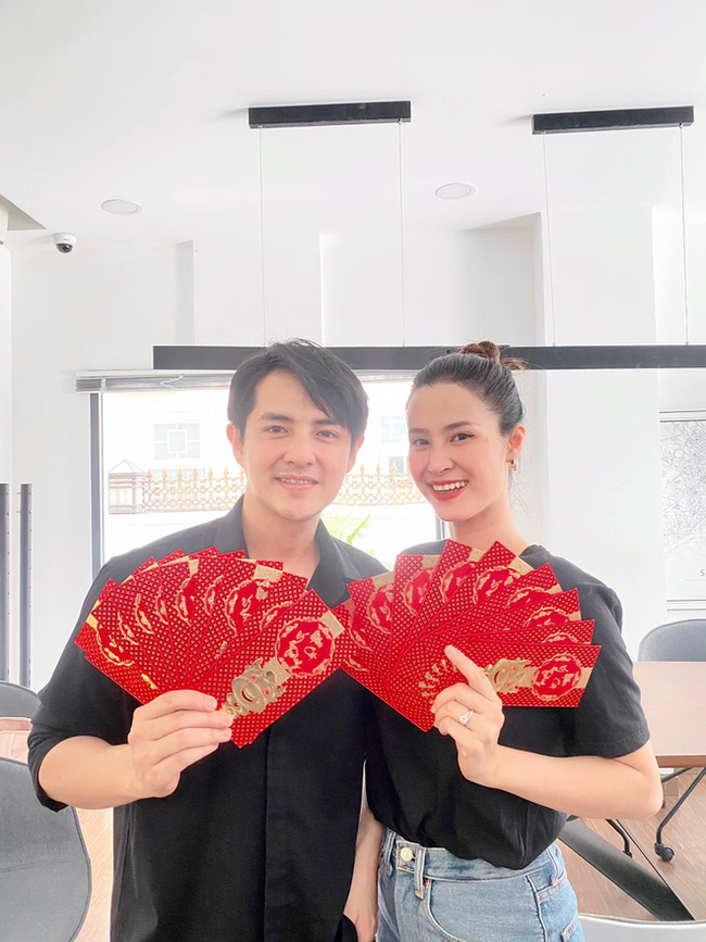 Sao Việt ồ ạt khoe mâm cúng hoành tráng ngày vía Thần Tài-2